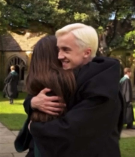 Theo and Blaise realizing the new girl already knows Draco 👁️👄👁️ Part 2 soon… #fy #hogwartslegacy #xyzcba #hogwarts #dracotok