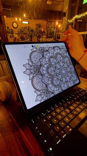 Creating Satisfying Mandala Art on iPad