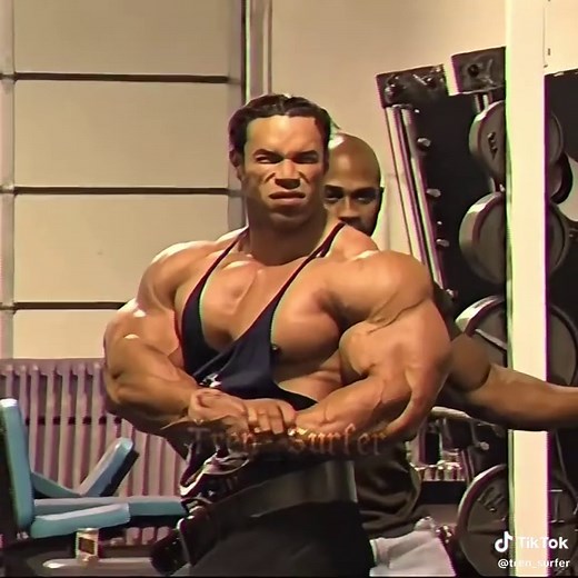 Right sweetie..😭 - DM FOR SONG PROMO - #gymmotivation #gymtok #bodybuilding #fyp #kevinlevrone