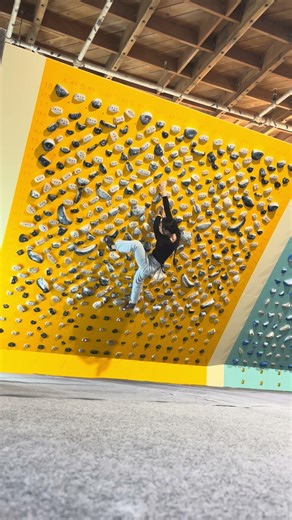 "Another 30 Minutes Vine Compilation" V3 @ 40° on the Tension Board. @tensionclimbing #tensionboard