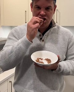 Flake chocolate bars don't melt? 🍫🤔 | FOODbible