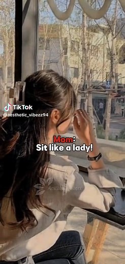 Aesthetic Sit: Tips for a Graceful Posture