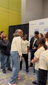 Thank you, Chef Carla Hall, for your support and spending time with our PrStart Jumpstart students this weekend at the National Restaurant Association Restaurant, Hotel-Motel Show! 🙌 Students learned valuable information about succeeding in our industry after sitting in on the Keynote and Featured Session ‘25 with Carla Hall and National Restaurant Association President and CEO & National Restaurant Association Educational Foundation CEO, Michelle Korsmo. Do you have any advice for the future o