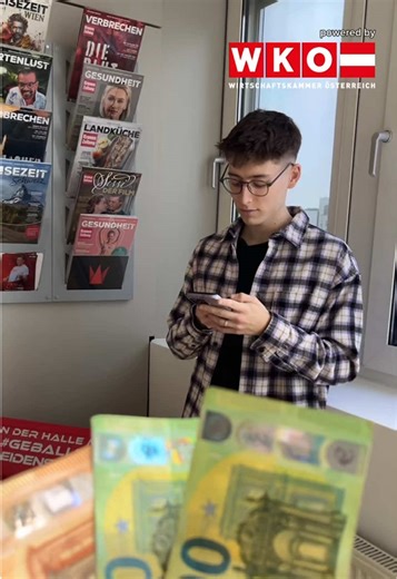 📣 Jetzt mitmachen! Du bist Lehrling und liebst deinen Job? Dann zeig der „Krone“ und der @✨wirtschaftvibed✨ (Wirtschaftskammer Österreich) in einem kurzen Video, was deine Lehre besonders macht.🤩 Poste dein Video öffentlich mit dem Hashtag #lehrlingsuchtlehrling bis zum 7. Juni auf TikTok, Instagram oder Facebook. Die besten 20 Clips bekommen 250 € 💼✨ ➡️Hier mehr Infos dazu: https://www.krone.at/4107111