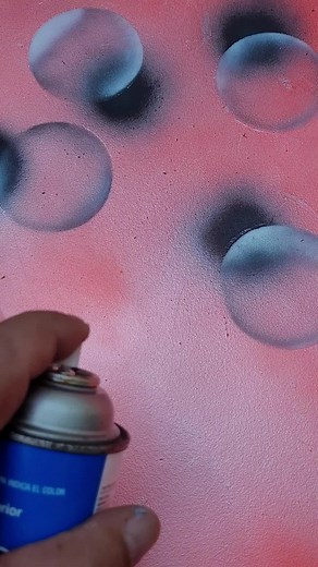 how to spray paint a bubble#bubbles #spraypaintart #spraypaint