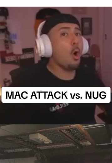 I played the goat Narcoleptic Nugget in a Siege FOOD FIGHT: here’s how it went 👀🍗 #siege #twitchclips #gamingclips #r6siege #rainbowsixsiege