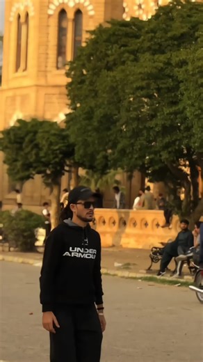 Stunning Slow-Motion Footage of a Hawk