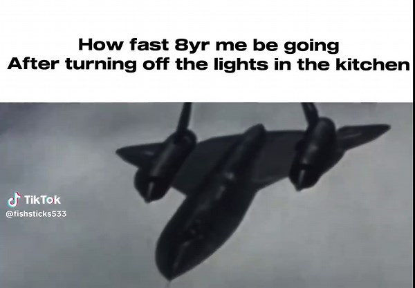 Experience the SR-71 Blackbird's Speed in Stunning Edits