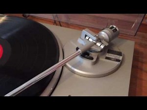 Technics Quartz Turntable SL-Q200