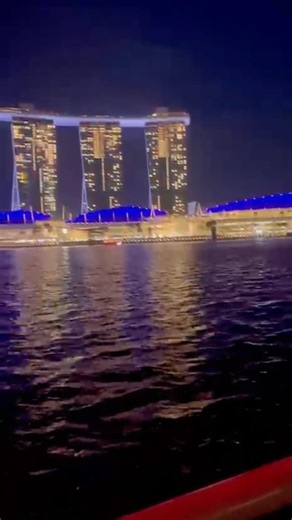 Cruise ride Singapore #marinabaysandssingapore