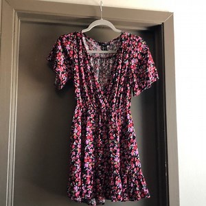 Forever 21 dress floral swing skirt , mini.