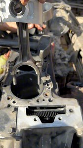 Diesel Truck Engine Piston Overhaul | Professional Mechanic Process #fblifestyle #engine #mechanic #truck #Amazing #reels | Skills man