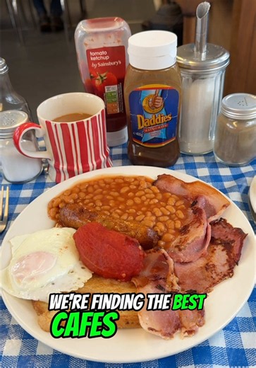 BEST CAFES IN KENT! 🥓 We are on a greasy spoon hunt and we are starting with This spot who has been flipping eggs since 1935! With no official menu, just laminated pictures on the wall that you have to point at to order! This place is a Time Machine with trinkets from fun fairs, pianos and clocks scattered on the wall, and not forgetting the iconic checkered board style table cloths! 🍳 📍 Oasis/The Ham Egg and Chip cafe 🗺️ West Kingsdown, Kent 💰 prices start from £6 #fryup #englishbreakfast 