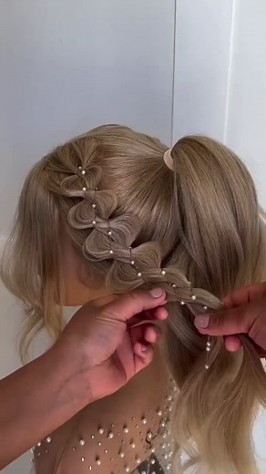 13K views · 107 reactions | Hair Bun | Hair Patterns | Facebook