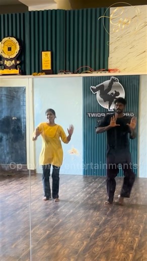 Gp_events_entertainments on Instagram: "9094849104 Bride&groom choreography ❤️❤️🔥 @gp_events_entertainments Choreography @sreegopii Enjoying bride&groom ❤️❤️ G❤️P EVENTS PRESENT any kinds of events dm . Bride & groom entry , corporate event, flash mob, surprise events, dj,bridel make-over Balloon blast #marriageevents #bridegroomdance #entrydanceforgroom❤️❤️ #gpevents #reels #events #dance #instagram #bangalore #chennai #goa"