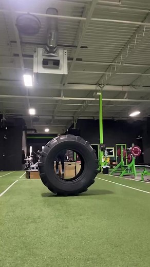 Light Speed in Slow Motion ⚡ #2XU #2xu_msia | 2XU