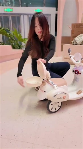 Children's Electric Cars #Children's Electric Four-Wheel Remote Control Car Rocking Cars #Children's