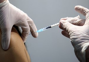 Vaccine for people aged 65 and over to avoid chest infection