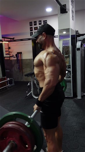 Separate Your Rear Delts from Your Traps in 3 Moves