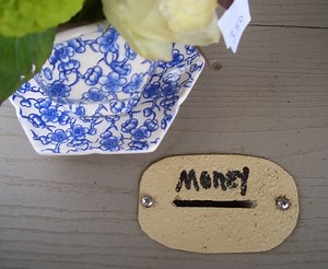 Do Amish people pay taxes? - Amish America