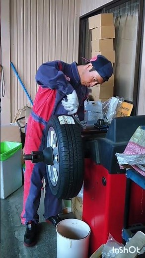 タイヤバランスの取り方 #shorts #タイヤバランス調整 #タイヤ交換
