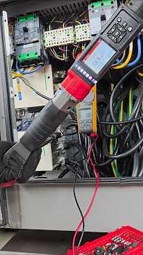 How to torque electrical connections on an industrial chiller #chiller #engineering #hvac #mainte...