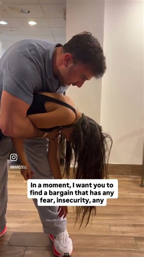 Hypnotizing Model To Be More Confident! #hypnosis #confidence