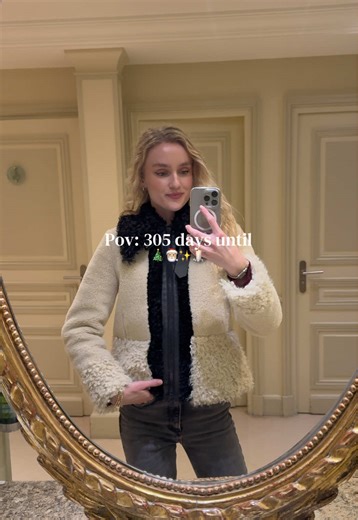 London & Paris YT vlog is out now!🎄 (yt linked in bio)🔗 #christmas #cozychristmas #christmascountdown #christmastiktok #fyp