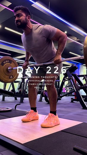 Lakhvinder Singh | 🙋🏻 What Is Synovial Fluid In Joints ❓ ✅ Our joints contain synovial fluid, which lubricates the surfaces of the bones and helps the joint... | Instagram