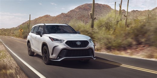 Toyota Axes the Highlander's FWD Trims and Base Model, and the Starting Price Increases a Lot