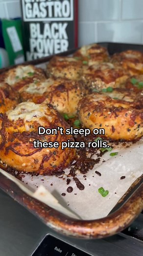 Delicious Pizza Pinwheels, Pucks & Rolls Recipe