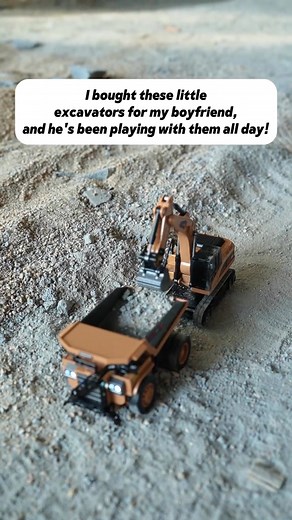 Miniature projects, massive fun! This 1:64 scale high-grade alloy remote control engineering set brings a real construction site to the palm of your hand! ✨🚜 | Longrelate-oa