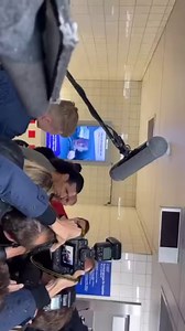 Tino Martin reageert op DEZE 'sneer' van Anouk!😱 | Shownieuws