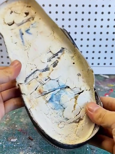 Jordan 4 Sneaker Restoration Process Explained