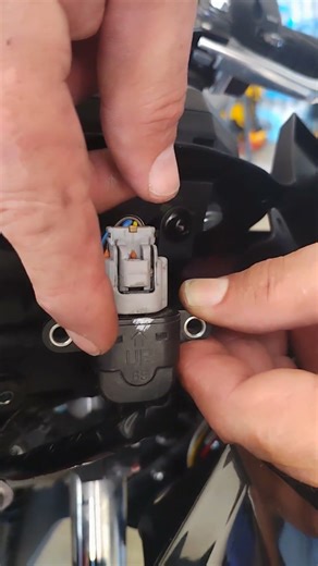 Bike won't stay running possible FiX Bank angle sensor Tip Over Sensor