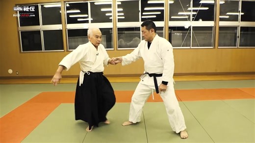 Aiki Nage of Daito-ryu Aiki Budo Initiated by Tokimune Takeda https://vimeo.com/ondemand/iby1d Finally Ishibashi Shihan has published the ultimate secret of Aiki Nage which is deemed as the most practical fighting skill of Daito-ryu Aiki Budo. 1. Let the opponent grasp your arm. 2. Unbalance him at the very moment. 3. Move yourself in a circle. Aiki Nage is deemed as the most practical skill for the real fight. It was directly transferred by Tokimune Takada Souke who was the most exerienced pers
