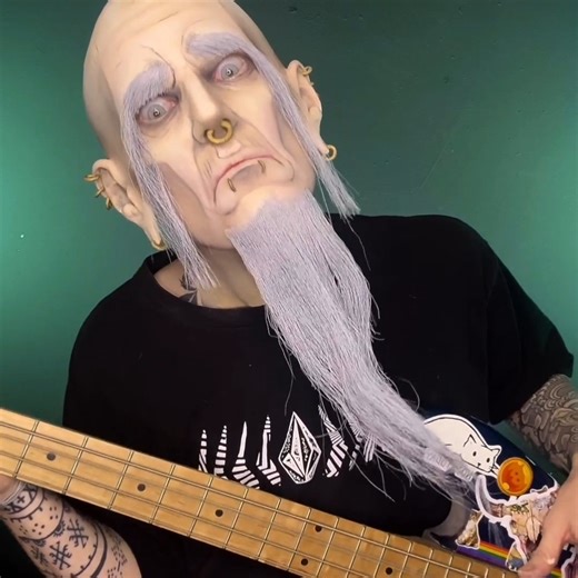 Aged myself about 40 years and become the strictest man in Jujutsu High. Gakuganji mode: activated. 🎸⚡️ | Jo Steel