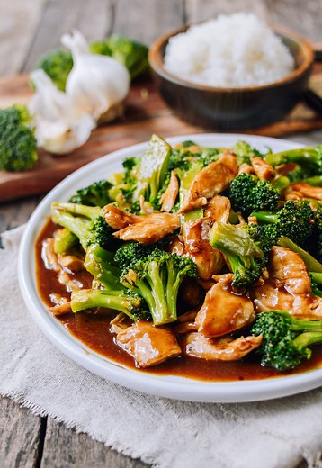 Why Your Chicken & Broccoli Never Tastes Like Takeout (Until Now!)