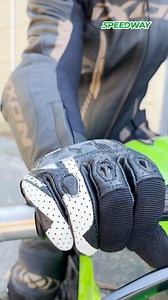 💥 SPEED'RENTREE 💥 Aujourd'hui focus sur le pack Ixon composé de : - Blouson Ixon Vortex 2 - Pantalon Ixon Vortex 2 - Gants Ixon RS Charly A retrouver en magasins ou sur notre site internet : https://rb.gy/pugfa #OnTheRoadAgain #Moto #Bikelife #Motorcycle #Ixon | Speedway Equipements Motos & Scooters