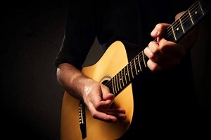5 Ways To Know if Your Guitar Is Tuned Correctly