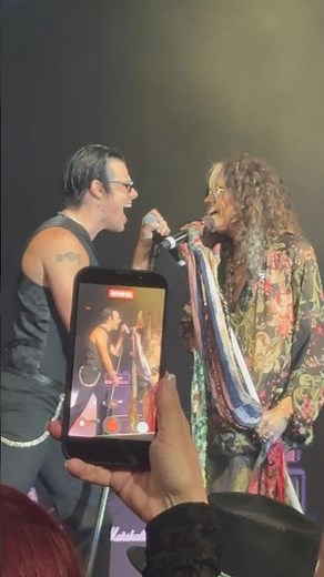 Steven Tyler & YungBlud Surprise Duet of ‘Back in the Saddle’