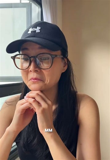 When your skin joins the conversation uninvited 😩 Been using Dermal Therapy’s Sensitive Skin cream & lotion for fast itch relief, and it actually calms things down quickly. So I can finally focus on my friend instead of the itch. 😅 Available at major online stores & selected Guardian, Unity and Watsons. @Dermal Therapy Singapore @Atisfyre Singapore #atisfysg #dermaltherapysg #itchrelief #antiitch