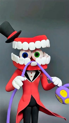 Creating Caine with Clay | The Amazing Digital Circus Game Art | PicoDIY