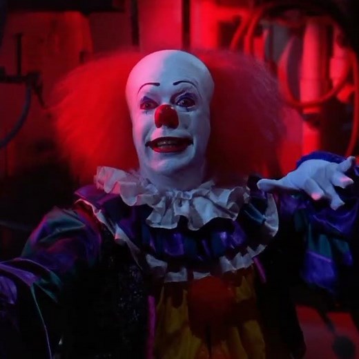 pennywise 1990 & pennywise 2017 edit