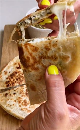 Delicious Middle Eastern Mexican fusion: Za’atar quesadilla recipe