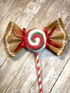 Gingerbread Wreath Attachments, Fake Food, Christmas Picks, Candyland, Fake Lollipops, Fake Candy Ornaments Attachment, Red, White & Green - Etsy