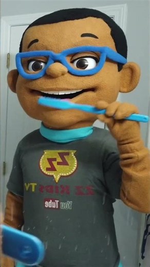 Puppet Brushes Teeth #ZZKidTV #googoocolors #googoogaga #shortvideo #kidsvideo
