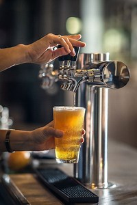 Best Puyallup Sports Bars To Watch the Seahawks