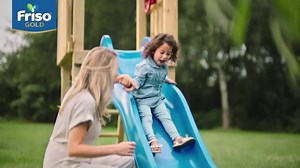 332K views · 2.4K reactions | ¡Cuando eres un niño pequeño, quieres hacerlo todo por tu cuenta! ¡En Friso, hacemos exactamente lo mismo! Porque sabemos que esta es la mejor manera de asegurarnos que te brindamos la leche con la más alta calidad que necesita tu pequeño, ¡para que crezca apropiadamente y feliz! | Friso México | Facebook
