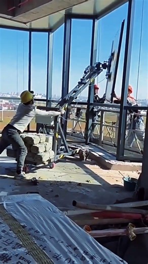 Lift and install glass—safely and precisely